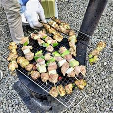 若鶏と白ネギの串焼き